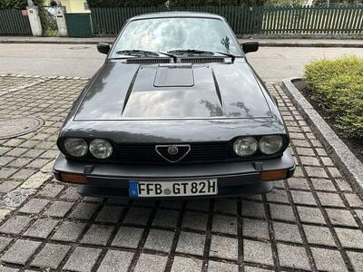 Gebraucht Alfa Romeo GTV 158 PS (116 kW) 1982 Schwarz Coupé