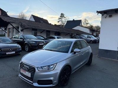 Usata Audi A1 Sportback Basis 95 CV (69 kW) 2017 Argento Utilitaria