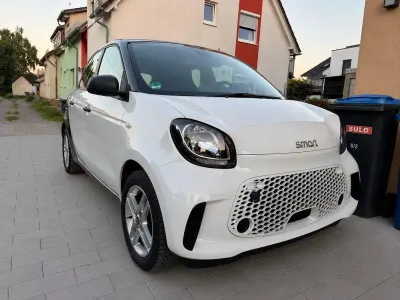Gebraucht Smart ForFour Electric Drive 60 kW (82 PS) 2021 Weiß Kleinwagen