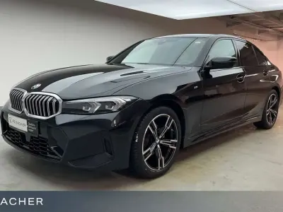Gebraucht BMW 320 M Sport 184 PS (135 kW) 2025 Saphirschwarz metallic Limousine