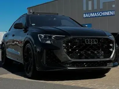 Ny Audi RS Q8 Performance 640 HK (470 kW) 2025 Svart SUV