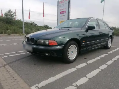 Gebraucht BMW 528 193 PS (141 kW) 1996 Grün Limousine