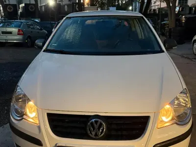 Gebraucht VW Polo 80 PS (58 kW) 2006 Weiß Kleinwagen