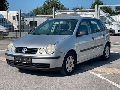 Silber Gebraucht 2004 VW Polo Comfortline Limousine | 2.650 € (Teuer)