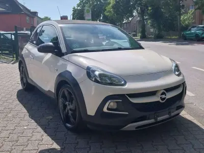 Gebraucht Opel Adam Rocks Rocks 116 PS (85 kW) 2015 Cream white Kleinwagen