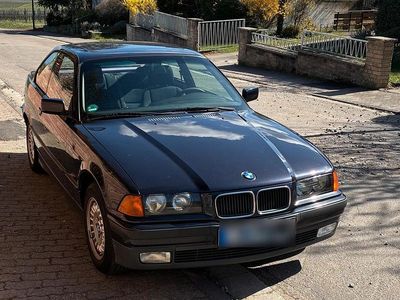 Gebraucht BMW 318 140 PS (102 kW) 1994 Violet Coupé
