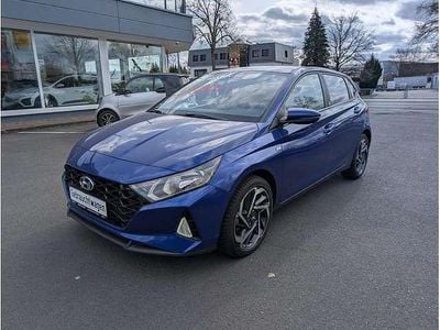Gebraucht Hyundai i20 Edition 30+ 101 PS (74 kW) 2022 Blau (intense blue / mic) Kleinwagen