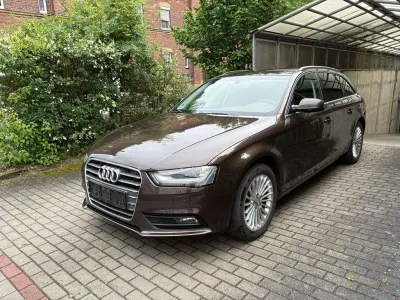 Gebraucht Audi A4 Ambition 120 PS (88 kW) 2013 Braun Kombi