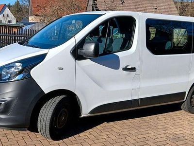 Gebraucht Opel Vivaro 125 PS (91 kW) 2017 Weiß Van / Kleinbus