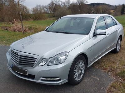 Mercedes E200