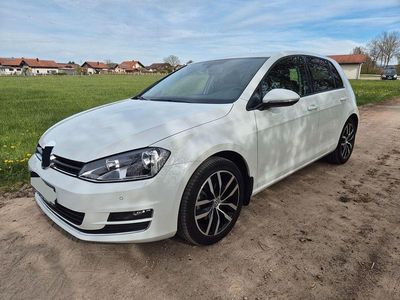 Brugt VW Golf VII Highline 150 HK (110 kW) 2015 Hvid Sedan