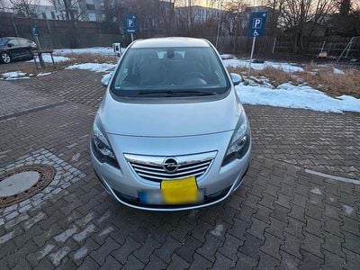 Usata Opel Meriva 101 CV (74 kW) 2011 Argento Monovolume