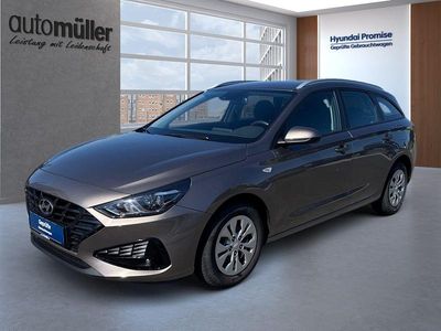 Usata Hyundai i30 120 CV (88 kW) 2022 Marrone Berlina