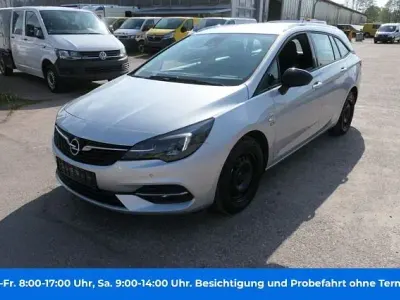 Gebraucht Opel Astra Edition 122 PS (89 kW) 2020 Silber Kombi