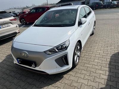 Usata Hyundai Ioniq Premium 88 kW (120 CV) 2019 Bianco Utilitaria