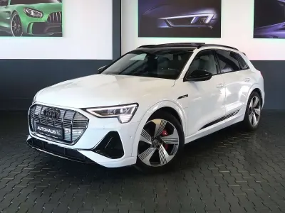 Usata Audi e-tron S-Line 300 kW (408 CV) 2020 Bianco SUV