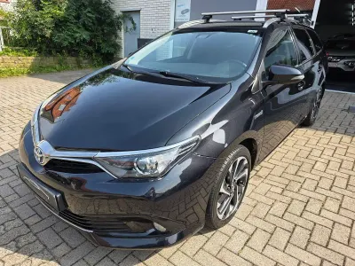 Gebraucht Toyota Auris Touring Sports Design 99 PS (72 kW) 2015 Schwarz Kombi