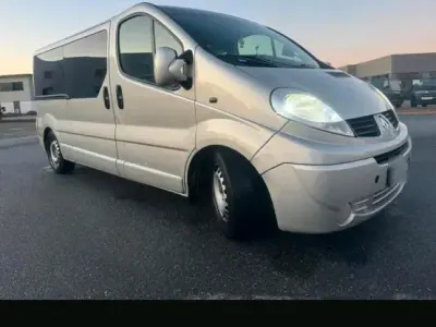 Gebraucht Renault Trafic 180 PS (132 kW) 2008 Silber Van / Kleinbus