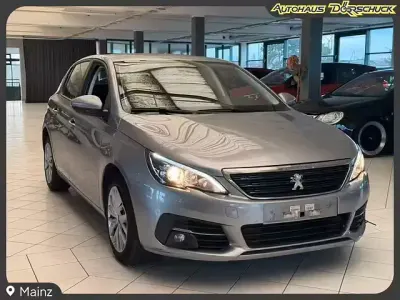 Gebraucht Citroën C4 Feel 155 PS (114 kW) 2020 Grau Limousine