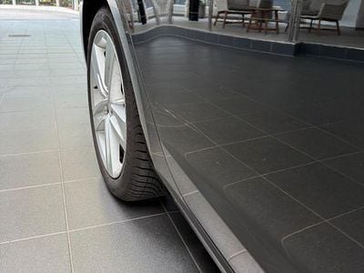 Gebraucht Seat Leon Style 131 PS (96 kW) 2020 Schwarz Limousine