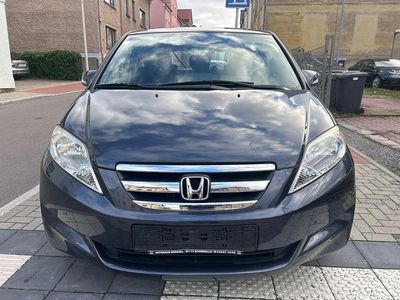 Honda FR-V