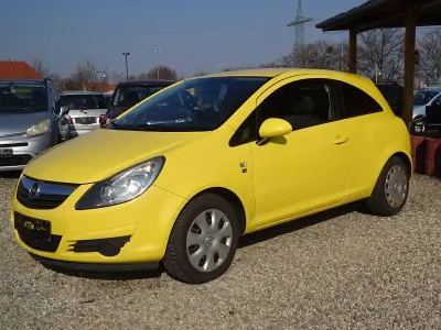 Gebraucht Opel Corsa Edition 90 PS (66 kW) 2010 Gelb Kleinwagen