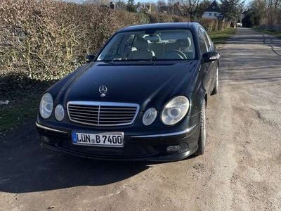 Mercedes E500