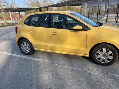 Usata VW Polo Trendline 60 CV (44 kW) 2011 Giallo Utilitaria
