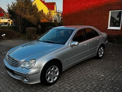 Gebraucht Mercedes C200 163 PS (119 kW) 2006 Grau Limousine
