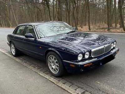Gebraucht Jaguar XJ8 237 PS (174 kW) 1999 Blau Limousine