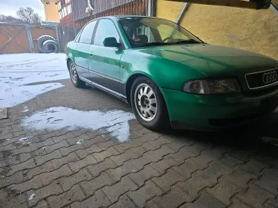Gebraucht Audi A4 110 PS (80 kW) 1998 Grün Limousine
