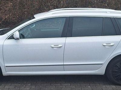 Gebraucht Skoda Superb Elegance 170 PS (125 kW) 2014 Weiß Kombi