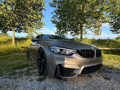 Grau Gebraucht 2019 BMW M4 Cabriolet Competition Edition Cabrio | 59.000 € (Teuer)