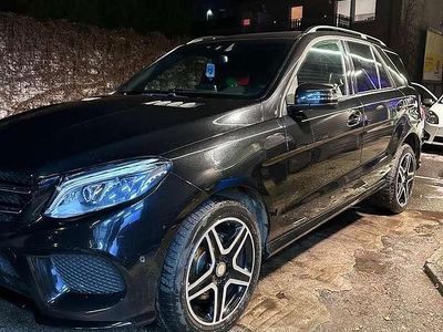 Schwarz Gebraucht 2016 Mercedes GLE350 AMG line SUV | 27.999 € (Teuer)