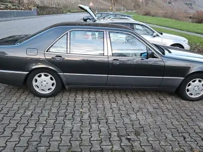Gebraucht Mercedes S500 407 PS (299 kW) 1991 Schwarz Limousine
