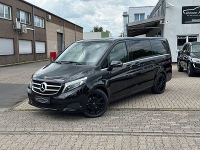 Mercedes V220