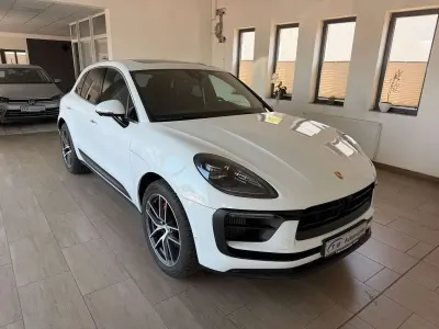 Gebraucht Porsche Macan 381 PS (280 kW) 2023 Carraraweiss/gletscherweiss SUV