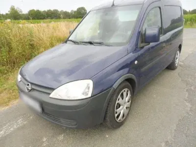 Gebraucht Opel Combo 75 PS (55 kW) 2011 Blau Van / Kleinbus