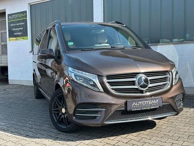 Gebraucht Mercedes V250 Avantgarde 190 PS (139 kW) 2017 Braun Van / Kleinbus