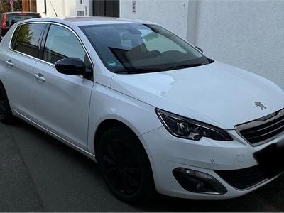 Gebraucht Peugeot 308 130 PS (95 kW) 2016 Weiß Coupé