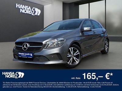 Usata Mercedes A180 Style 122 CV (89 kW) 2017 Grigio Berlina