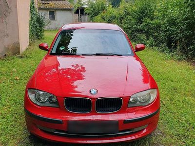 Gebraucht BMW 116 116 PS (85 kW) 2008 Rot Kleinwagen