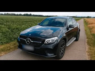 Gebraucht Mercedes GLC300 258 PS (189 kW) 2019 Schwarz SUV