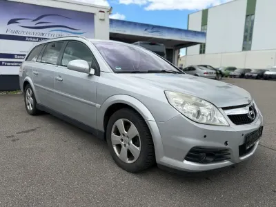 Gebraucht Opel Vectra Edition 155 PS (114 kW) 2007 Silber Limousine