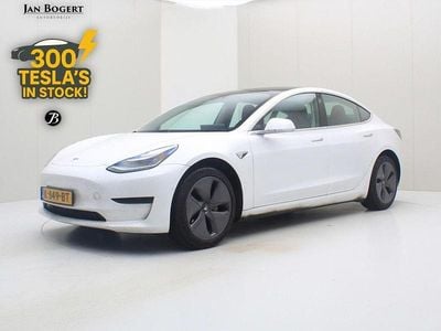 Weiß Gebraucht 2020 Tesla Model 3 Standard Range Limousine | 17.900 € (Fairer Preis)