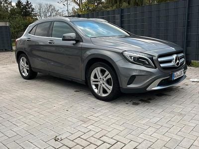 Mercedes GLA200