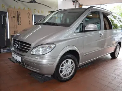 Gebraucht Mercedes Viano 150 PS (110 kW) 2010 Silber Van / Kleinbus