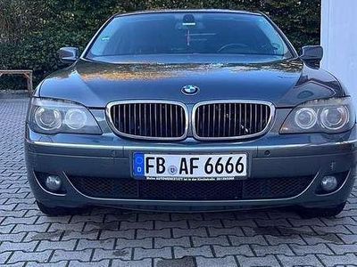BMW 730