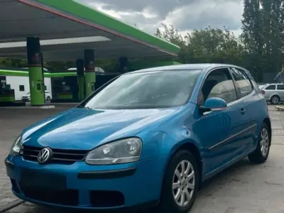 Gebraucht VW Golf 102 PS (75 kW) 2005 Blau Coupé