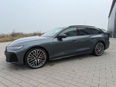 Neu Audi A6 Sport 367 PS (269 kW) 2025 Grau Kombi